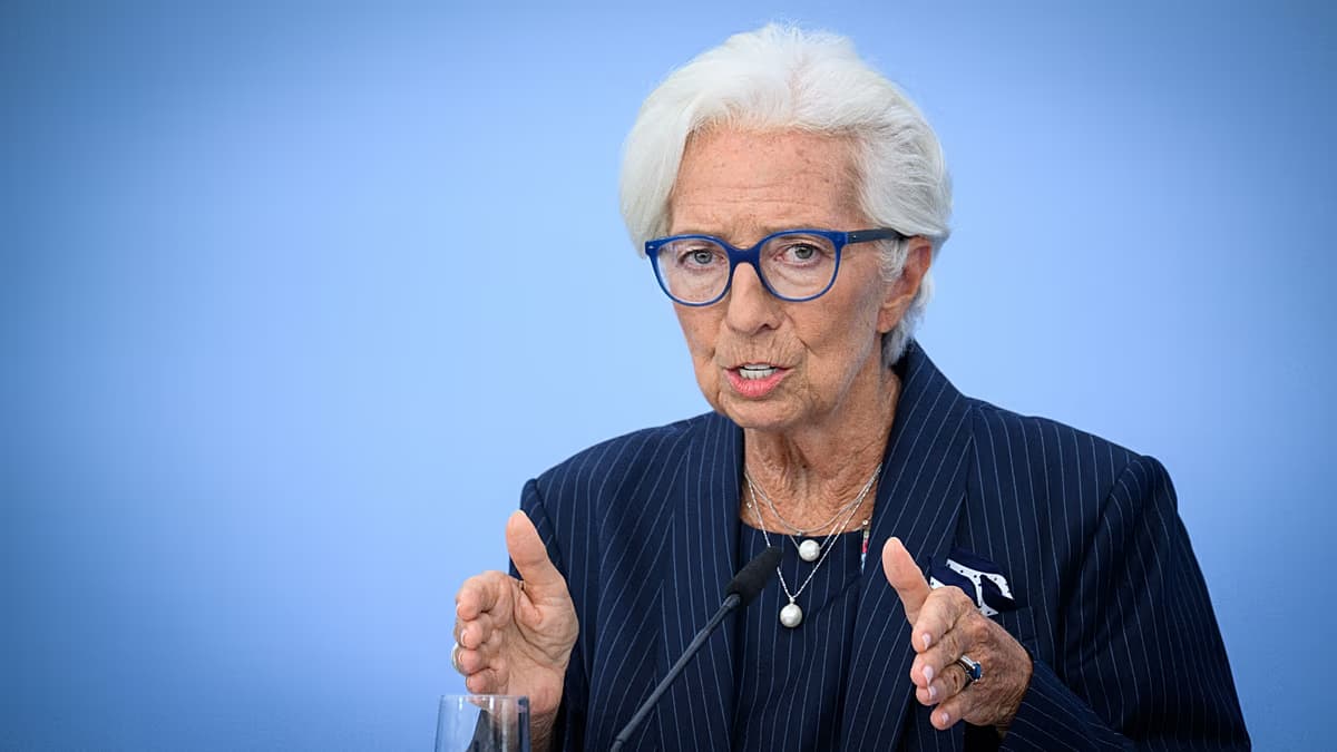 Christine Lagarde, presidenta del Banco Central Europeo, habla en una rueda de prensa