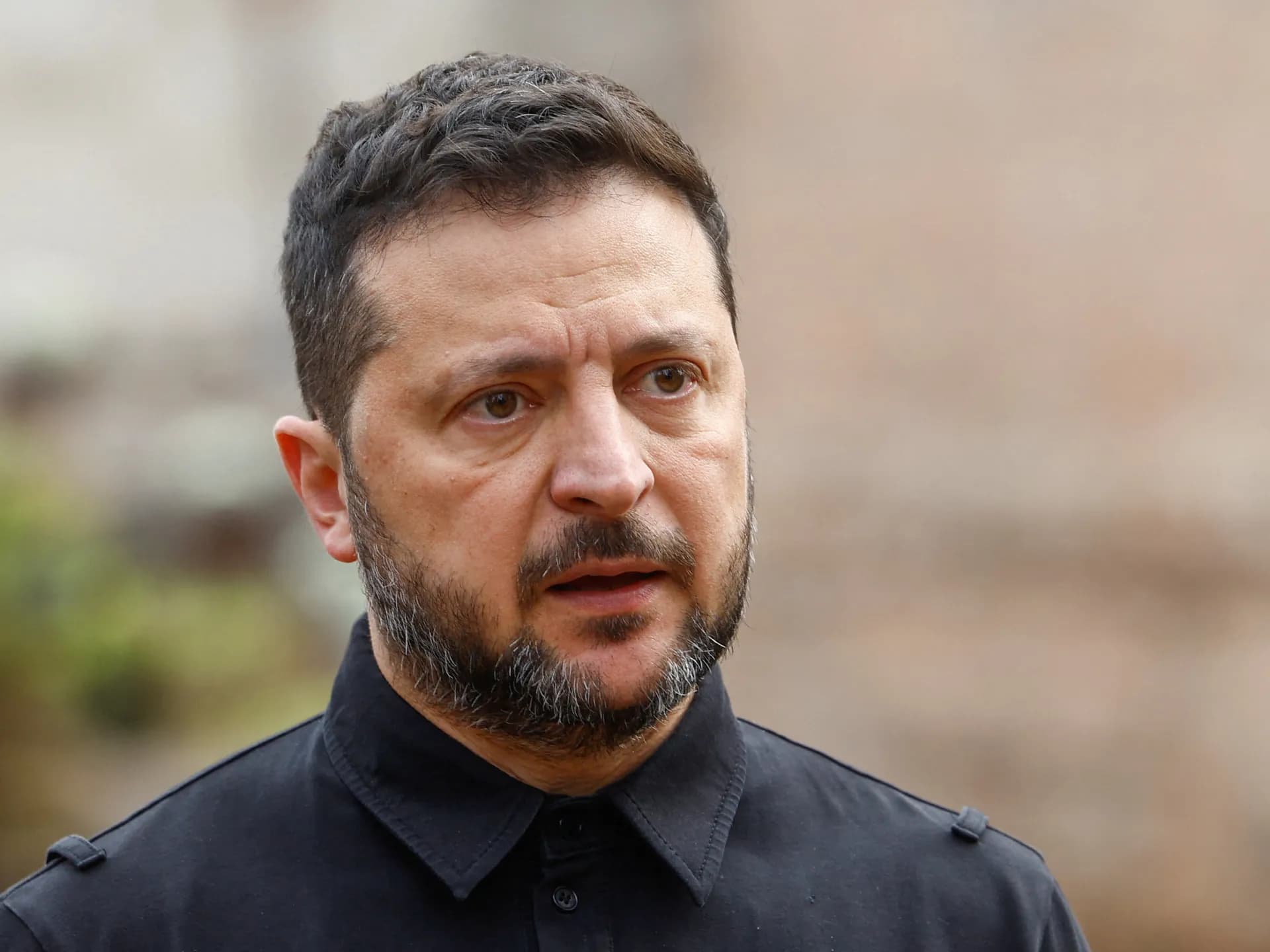 Primer plano del presidente de Ucrania, Volodímir Zelenski