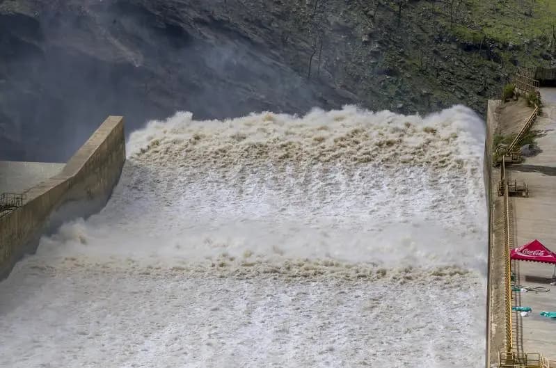 El vertedero de una central hidroeléctrica de EPM en Antioquia