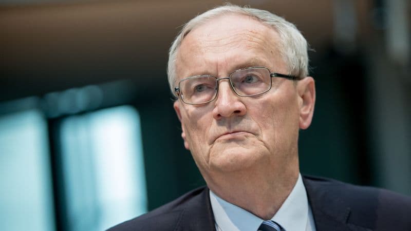 August Hanning, expresidente del Servicio Federal de Inteligencia de Alemania, durante una comparecencia en el Bundestag en 2015