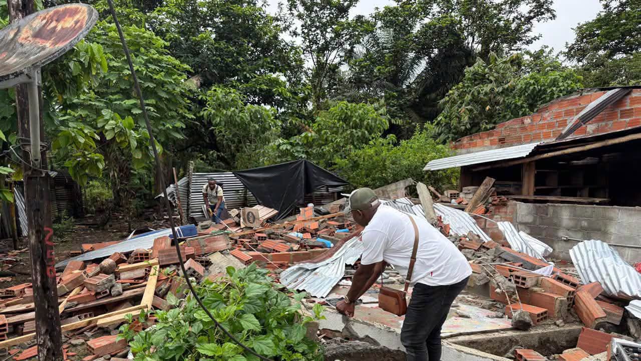 Comunidad del río San Juan, en el Chocó, afectada por el conflicto armado