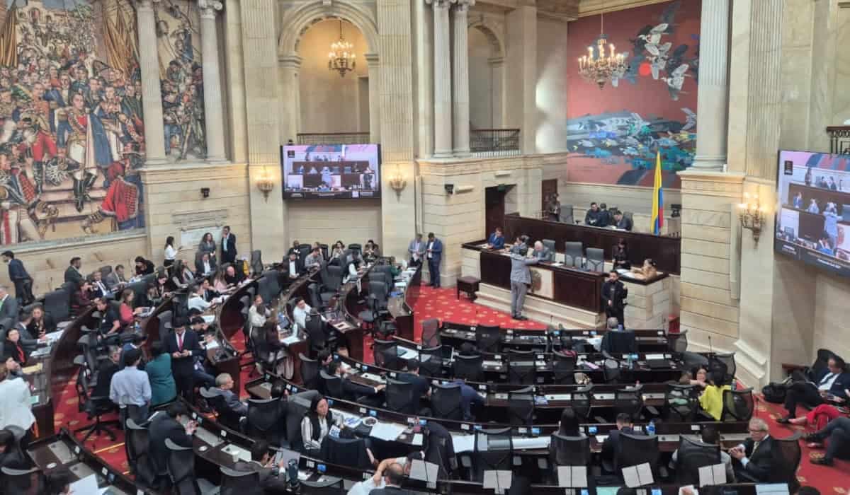 Sesión de las comisiones económicas del Congreso durante el primer debate del presupuesto de 2027