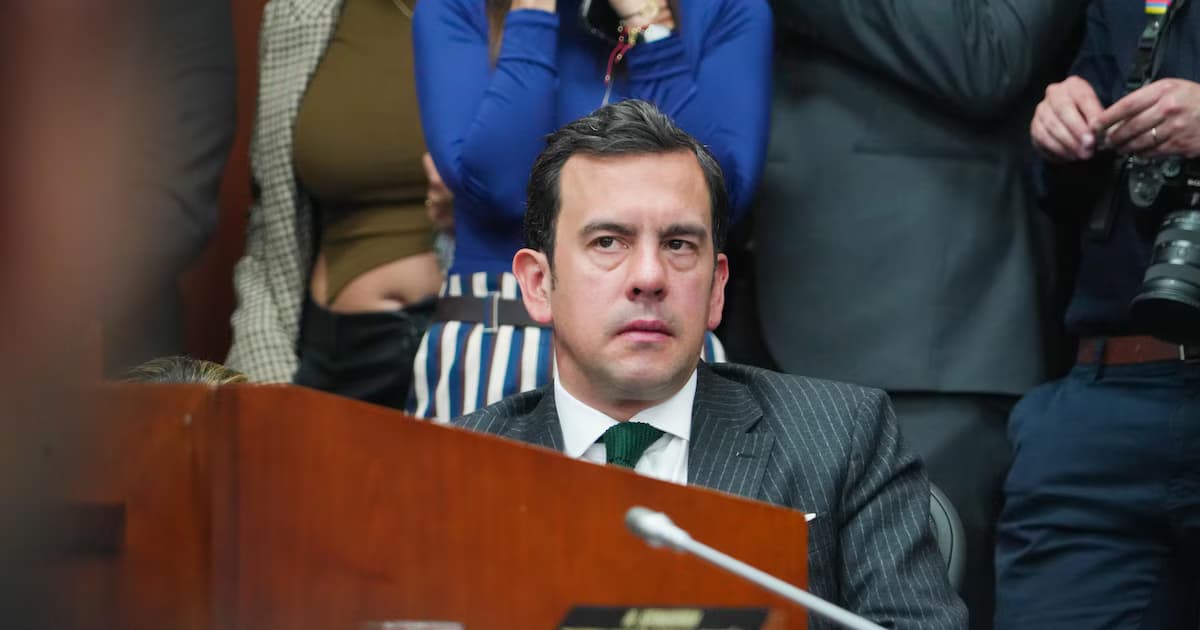 El ministro del Interior, Rodrigo Lara, durante una intervención pública