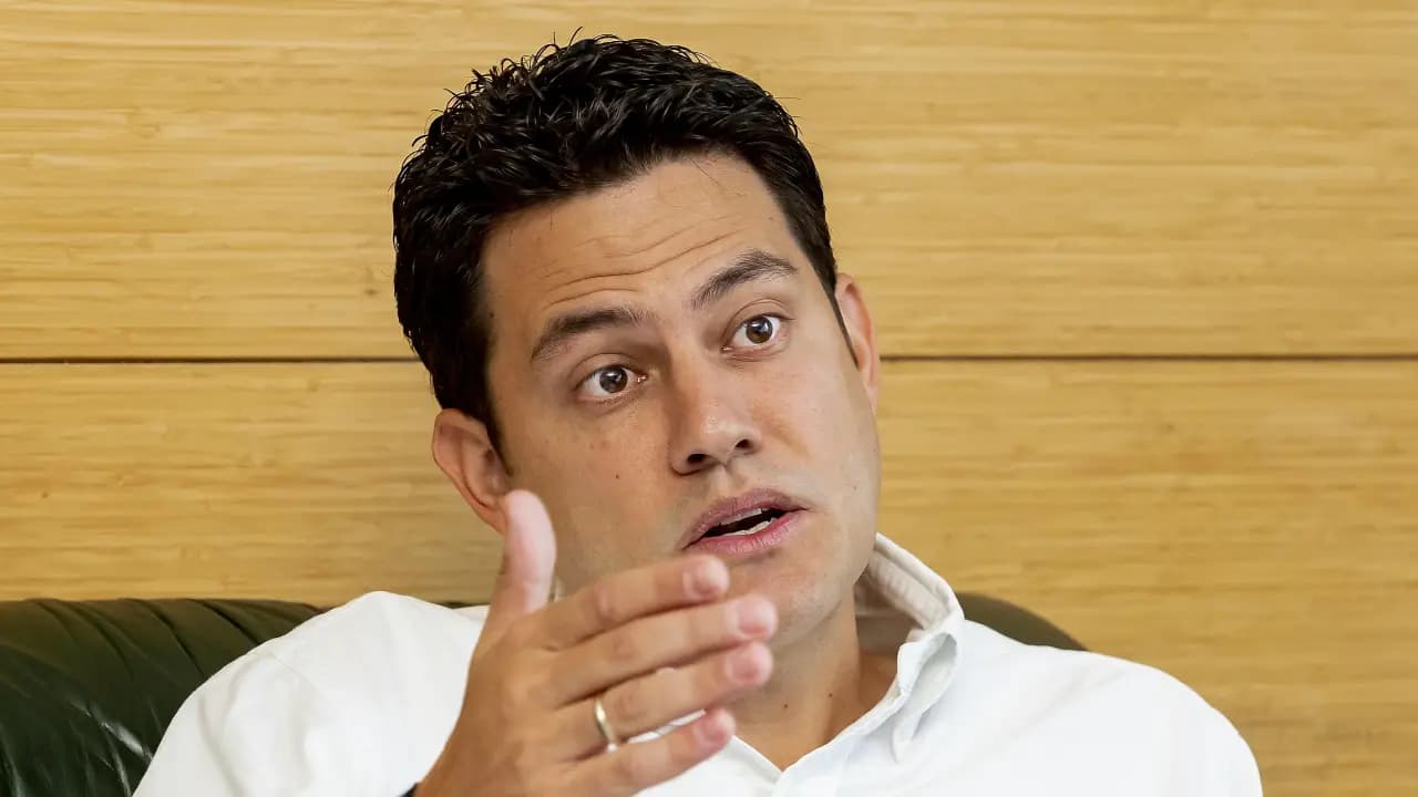 Manuel Villa Mejía, exsecretario de Seguridad de Medellín, durante una entrevista