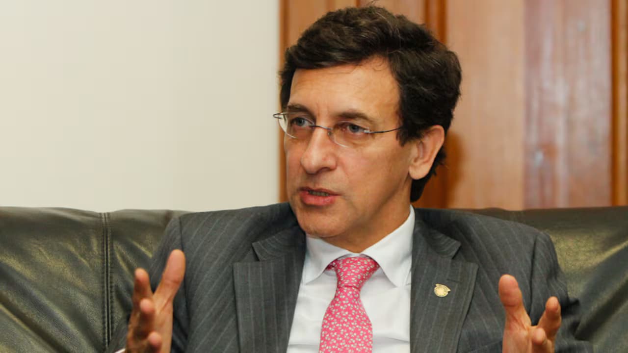 El magistrado Danilo Rojas Betancourth durante una entrevista