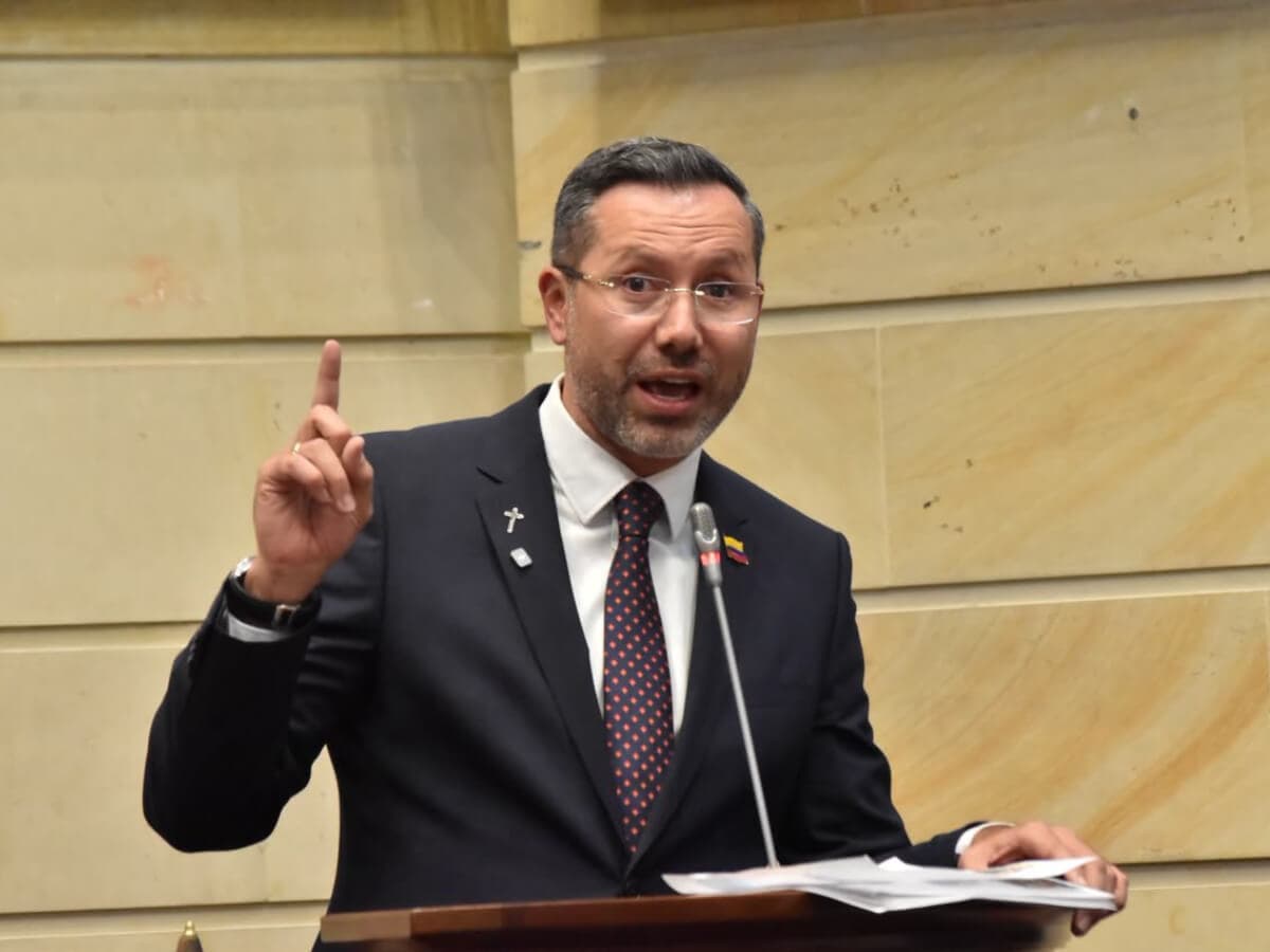 El ministro de Vivienda, Jaime Andrés Beltrán, durante el debate de la moción de censura en el Senado