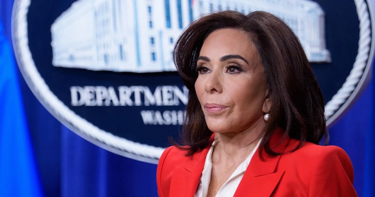 Jeanine Pirro, fiscal federal para el Distrito de Columbia, en una rueda de prensa del Departamento de Justicia