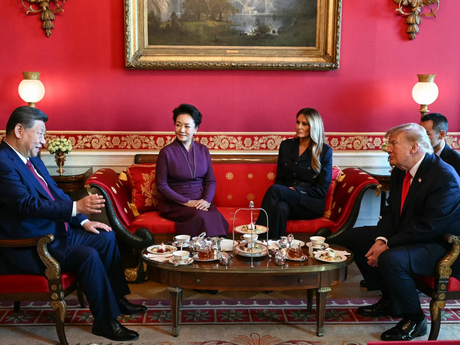 Donald Trump y Xi Jinping con sus esposas en la Casa Blanca