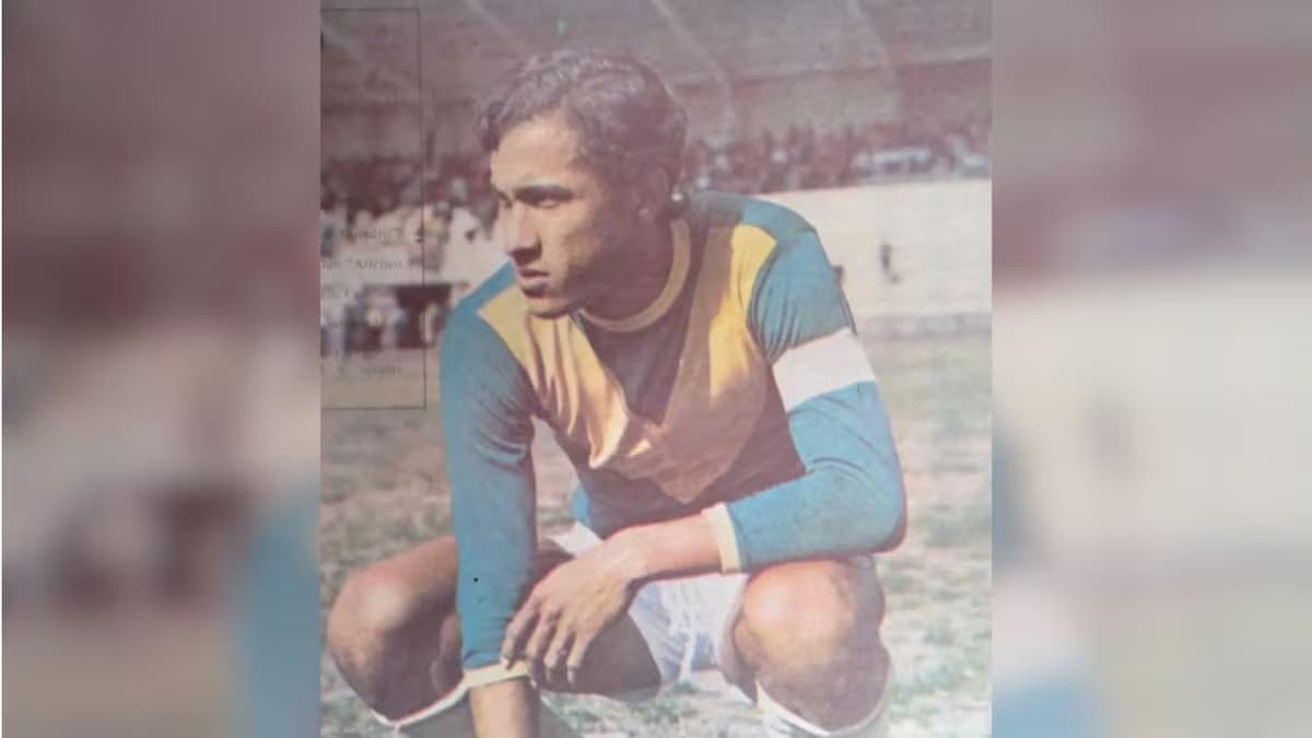 Jorge Enrique Bermúdez Melo con la camiseta del Deportes Quindío en una fotografía de archivo