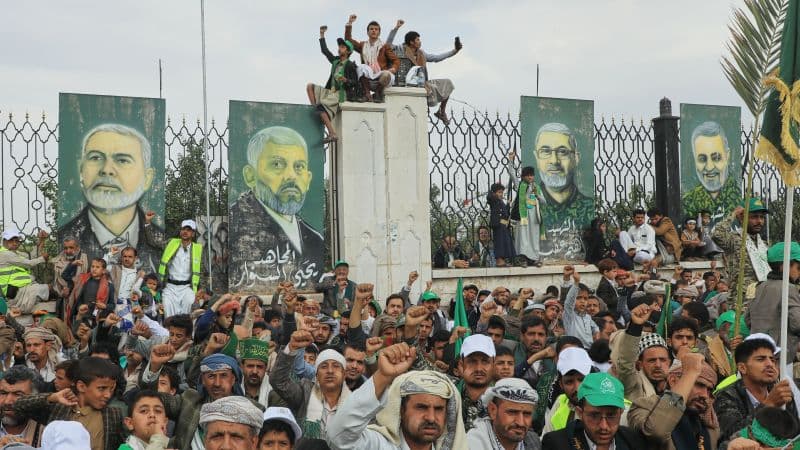 Simpatizantes hutíes durante una concentración en Yemen