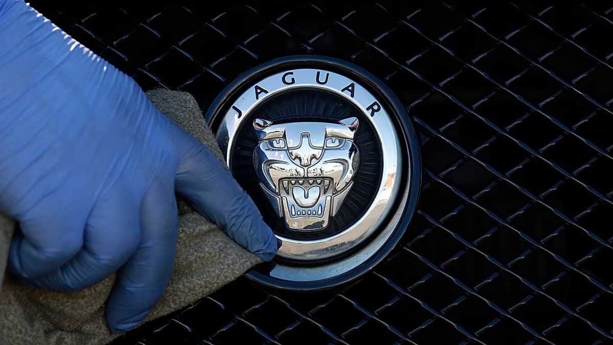 Vehículos de Jaguar Land Rover en una planta de la compañía