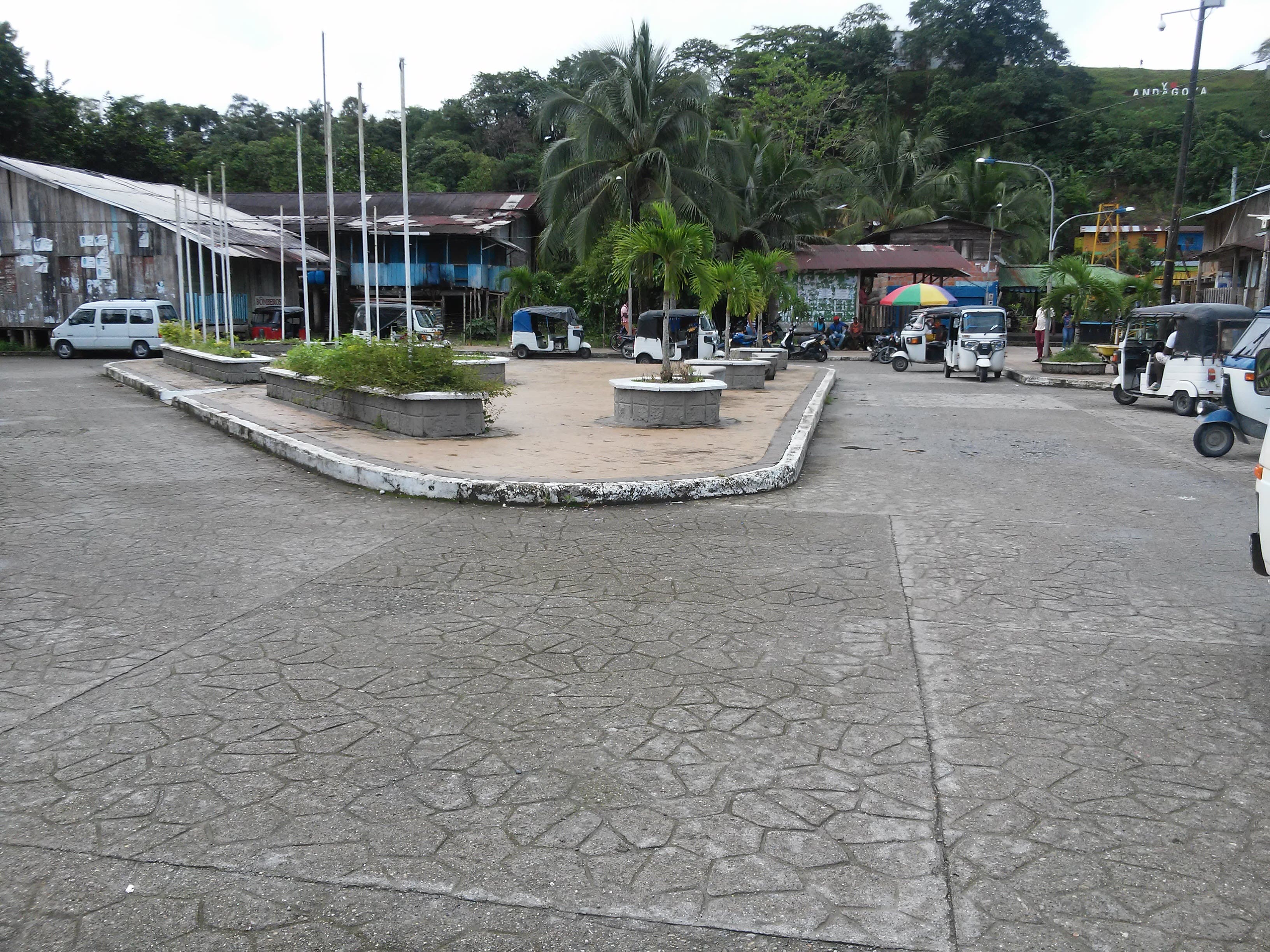 Plaza de la calle principal de Andagoya, cabecera de Medio San Juan, en el Chocó, el municipio donde quedó el epicentro, en una fotografía de archivo de 2018