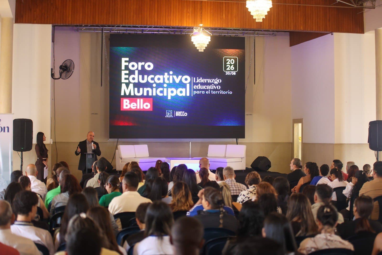 Asistentes al Foro Educativo Municipal 2026 de Bello