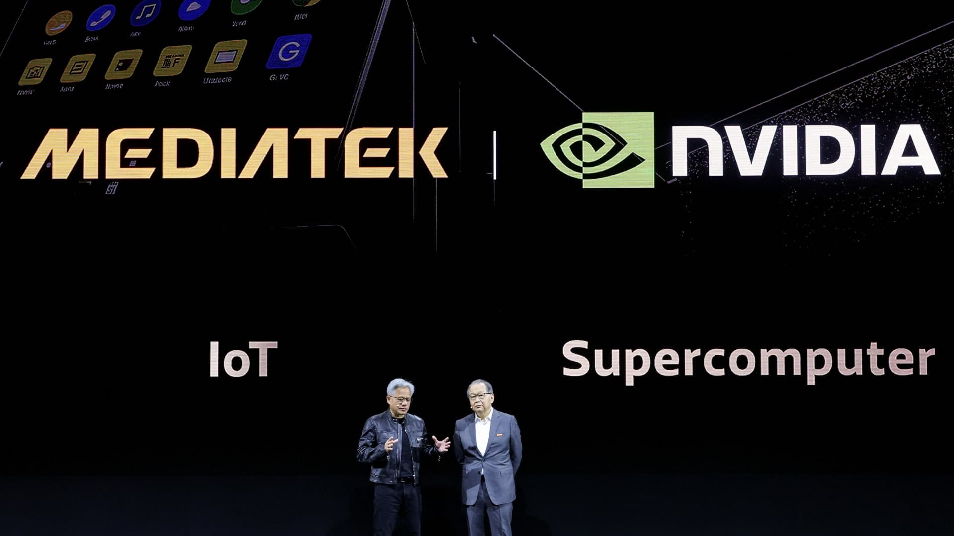 Presentación conjunta de MediaTek y Nvidia, con los logotipos de ambas compañías en la pantalla