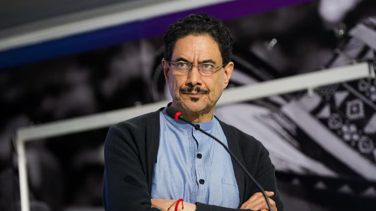 El senador Iván Cepeda durante una intervención pública