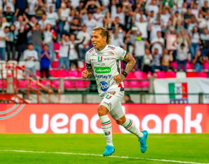 Dayro Moreno, delantero de Once Caldas, en un partido de la Liga BetPlay