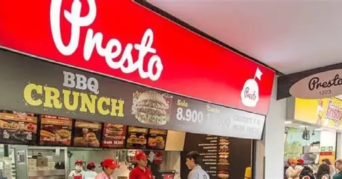 Fachada y mostrador de un restaurante Presto con empleados atendiendo