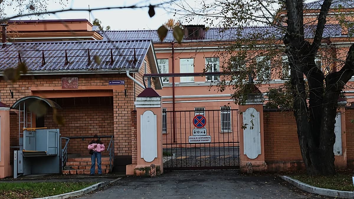 Entrada del Instituto de Investigación Antipeste de Irkutsk, en Siberia