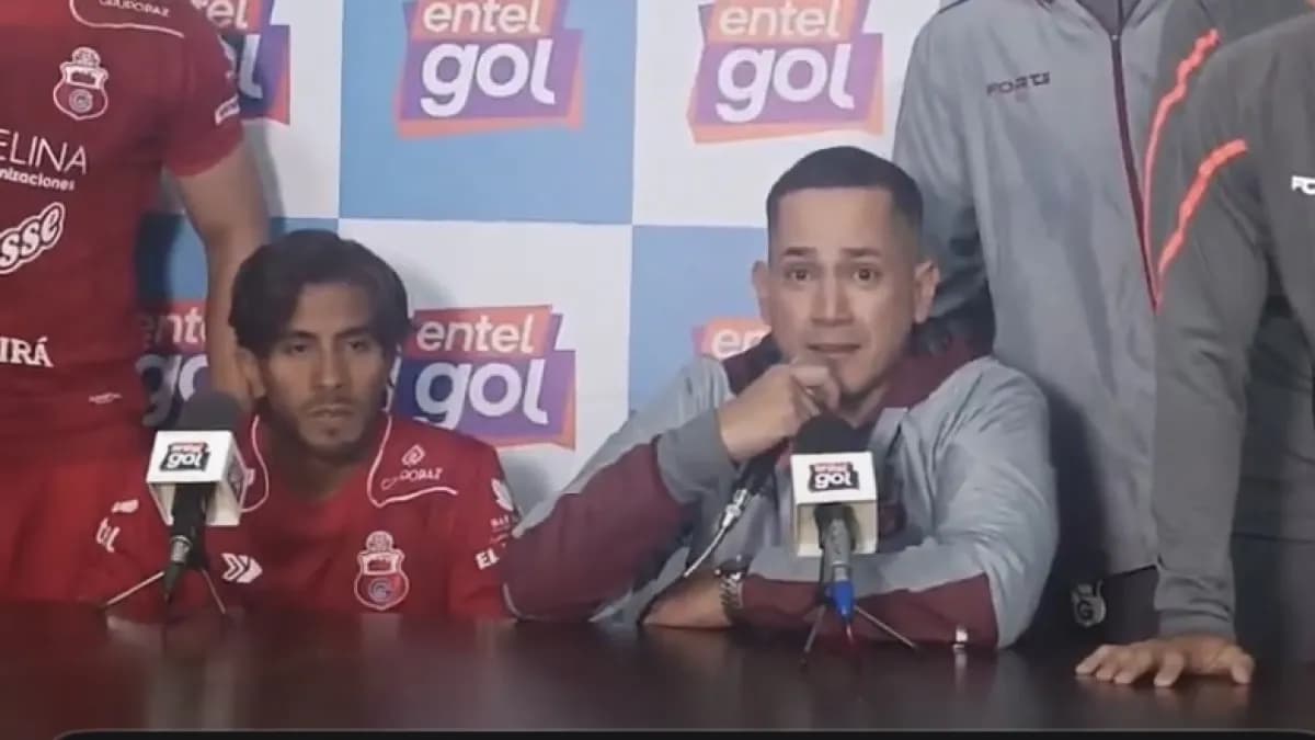 Jugadores y cuerpo técnico de Guabirá en la rueda de prensa en la que denunciaron las amenazas