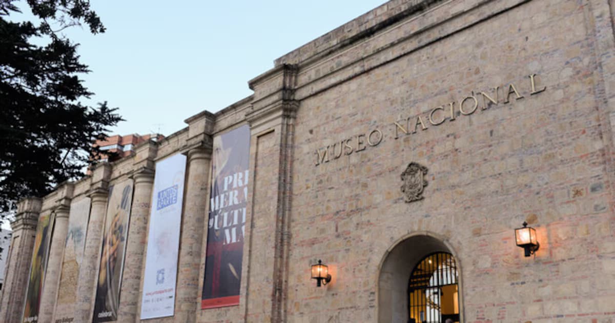 Fachada del Museo Nacional de Colombia, en Bogotá