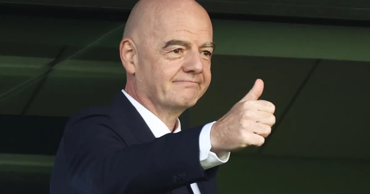 Gianni Infantino en el partido inaugural del Mundial Femenino sub-20 en Katowice
