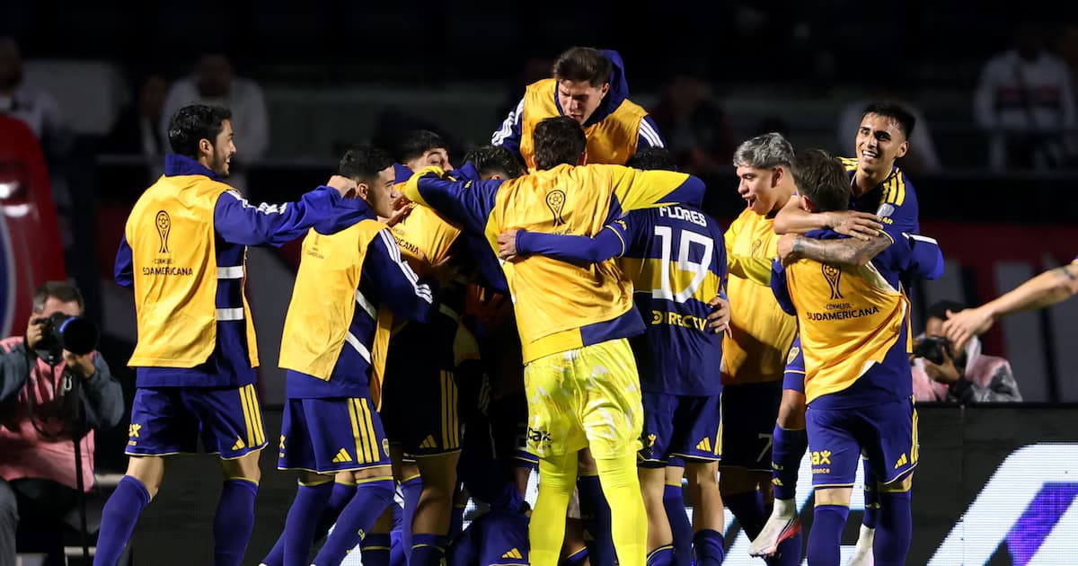 Jugadores de Boca Juniors en el partido ante São Paulo en el Morumbi