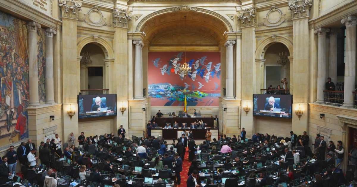 Panorámica de la plenaria de la Cámara de Representantes en el Capitolio Nacional