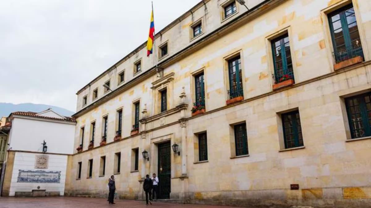 Fachada del Palacio de San Carlos, sede de la Cancillería colombiana, en Bogotá