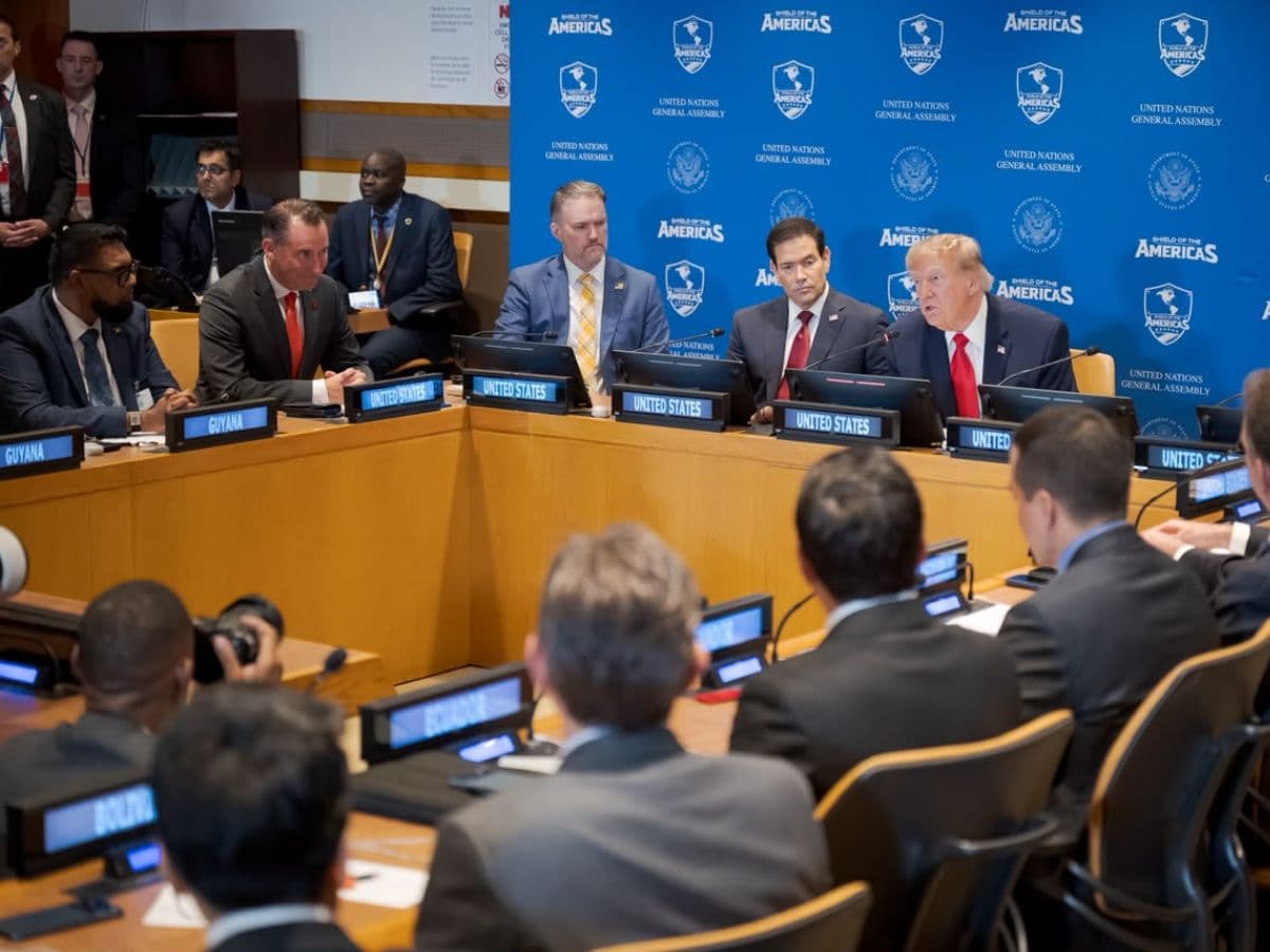 Donald Trump habla en la reunión del Escudo de las Américas en Nueva York