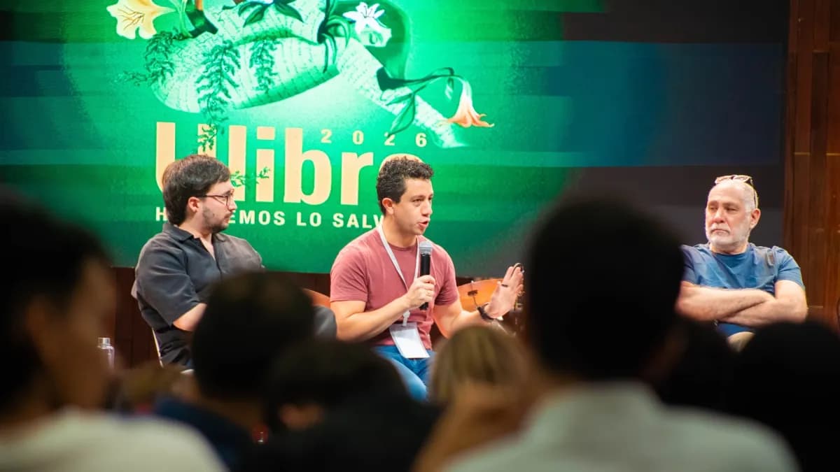 Una conversación con público en la Feria del Libro de Bucaramanga, Ulibro 2026